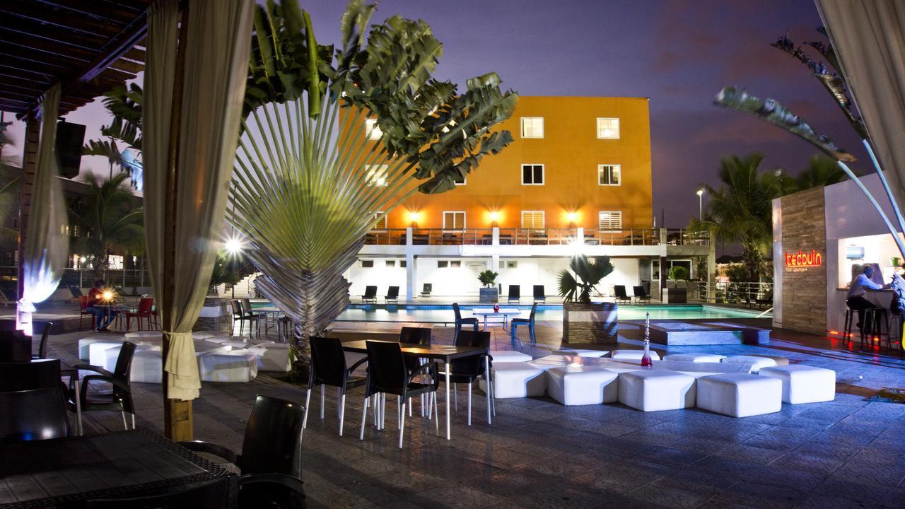 M Suites Hotel Accra Eksteriør billede