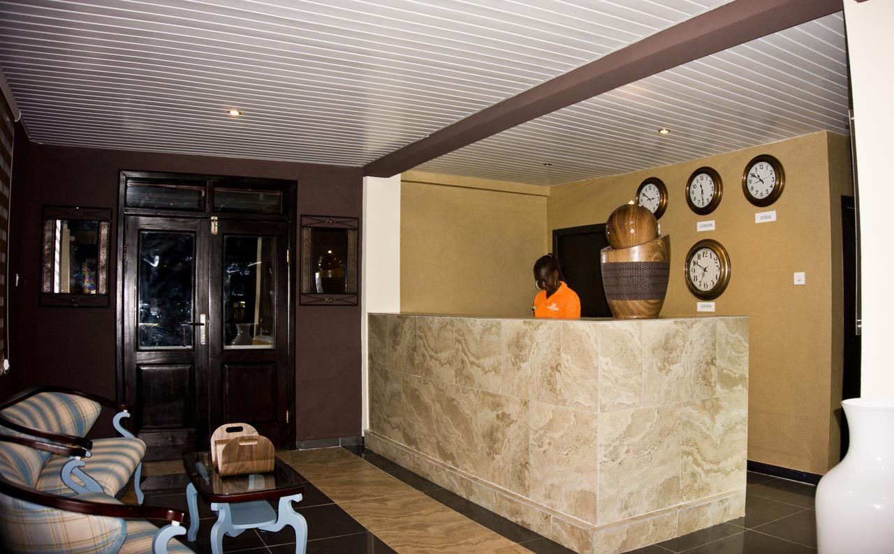 M Suites Hotel Accra Eksteriør billede