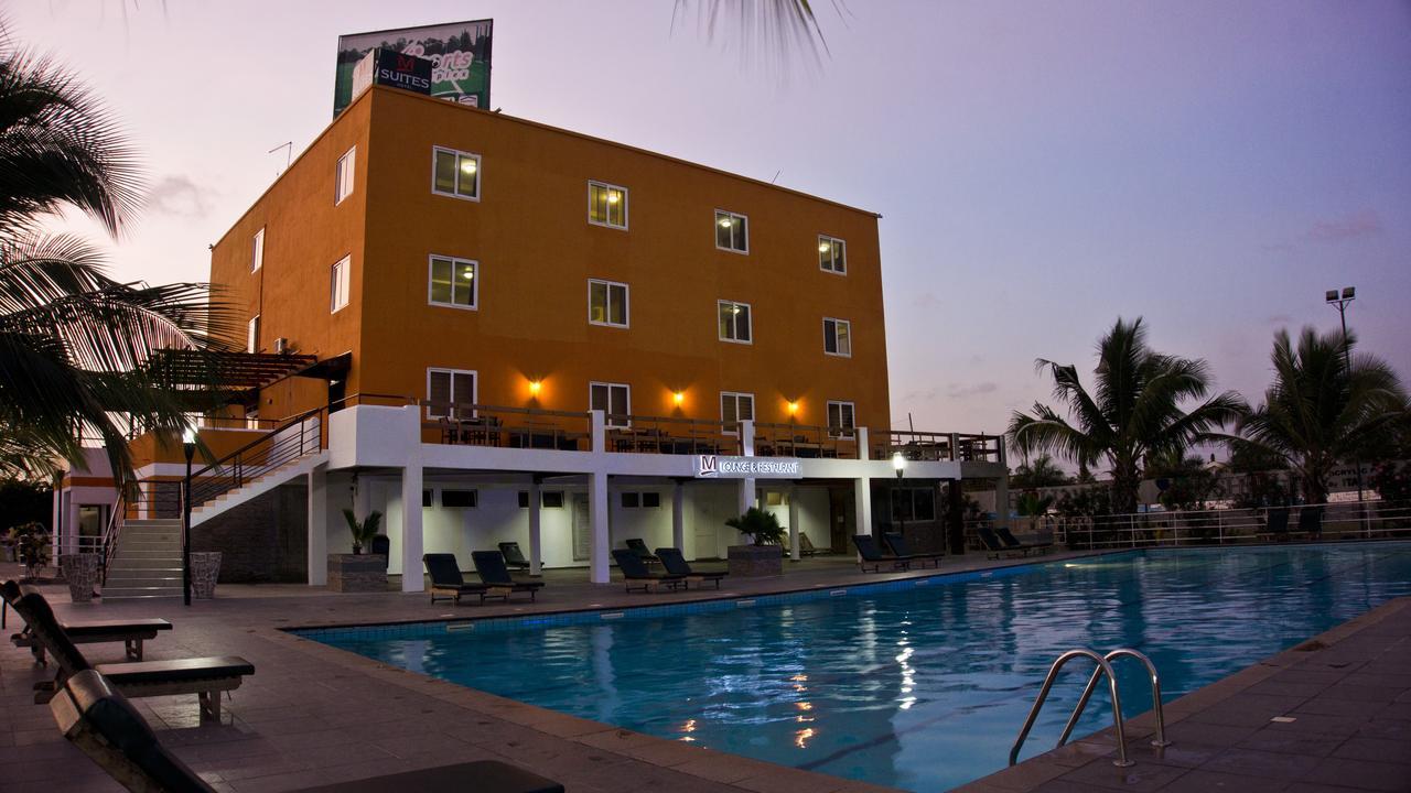 M Suites Hotel Accra Eksteriør billede