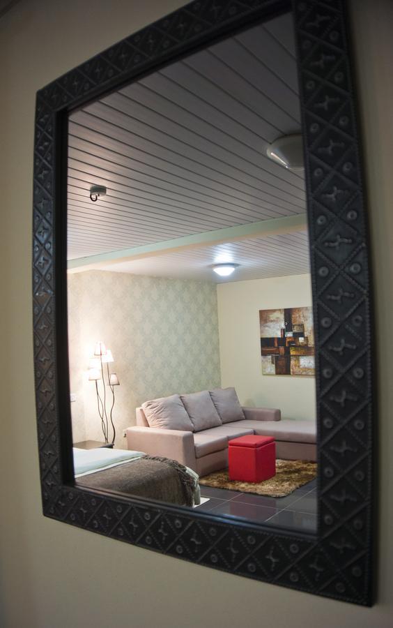 M Suites Hotel Accra Eksteriør billede