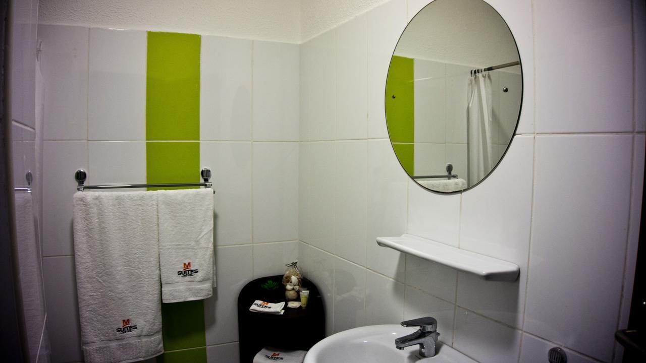 M Suites Hotel Accra Eksteriør billede
