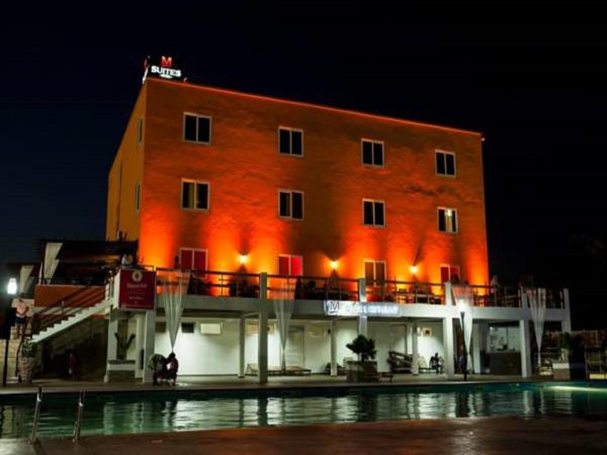 M Suites Hotel Accra Eksteriør billede